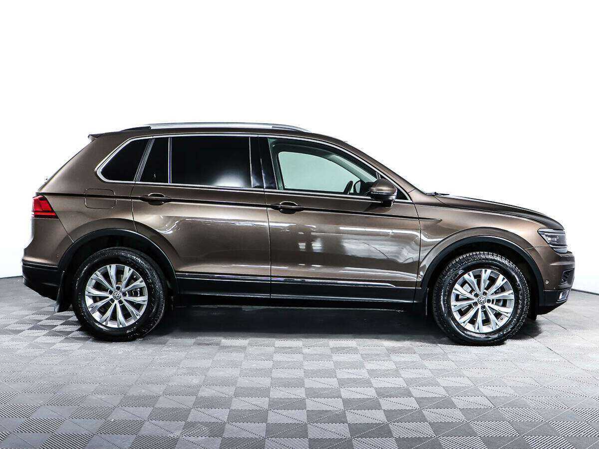 Купить Volkswagen Tiguan, 2018, 90 642 км, фото №4
