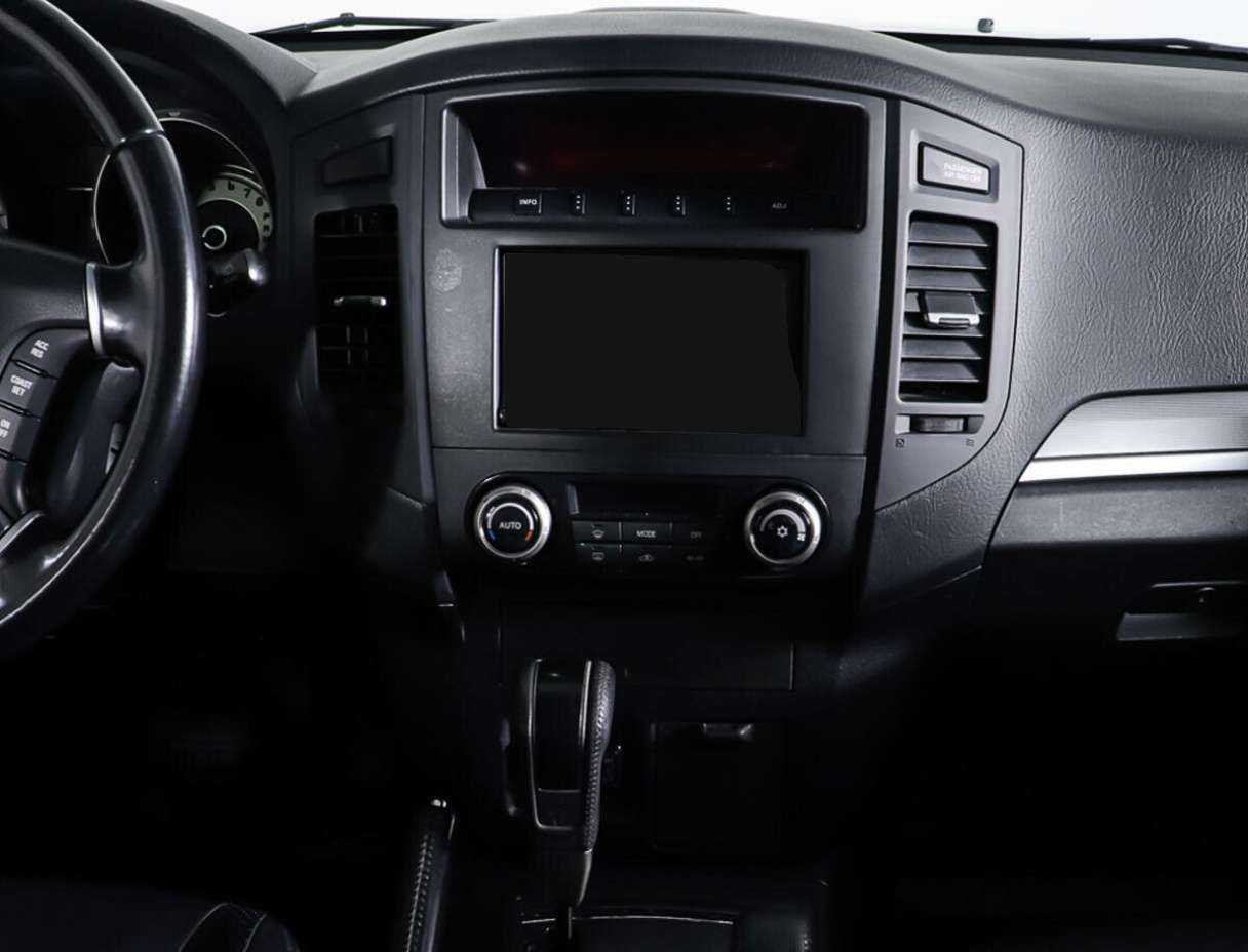 Купить Mitsubishi Pajero, 2010, 137 712 км, фото №12