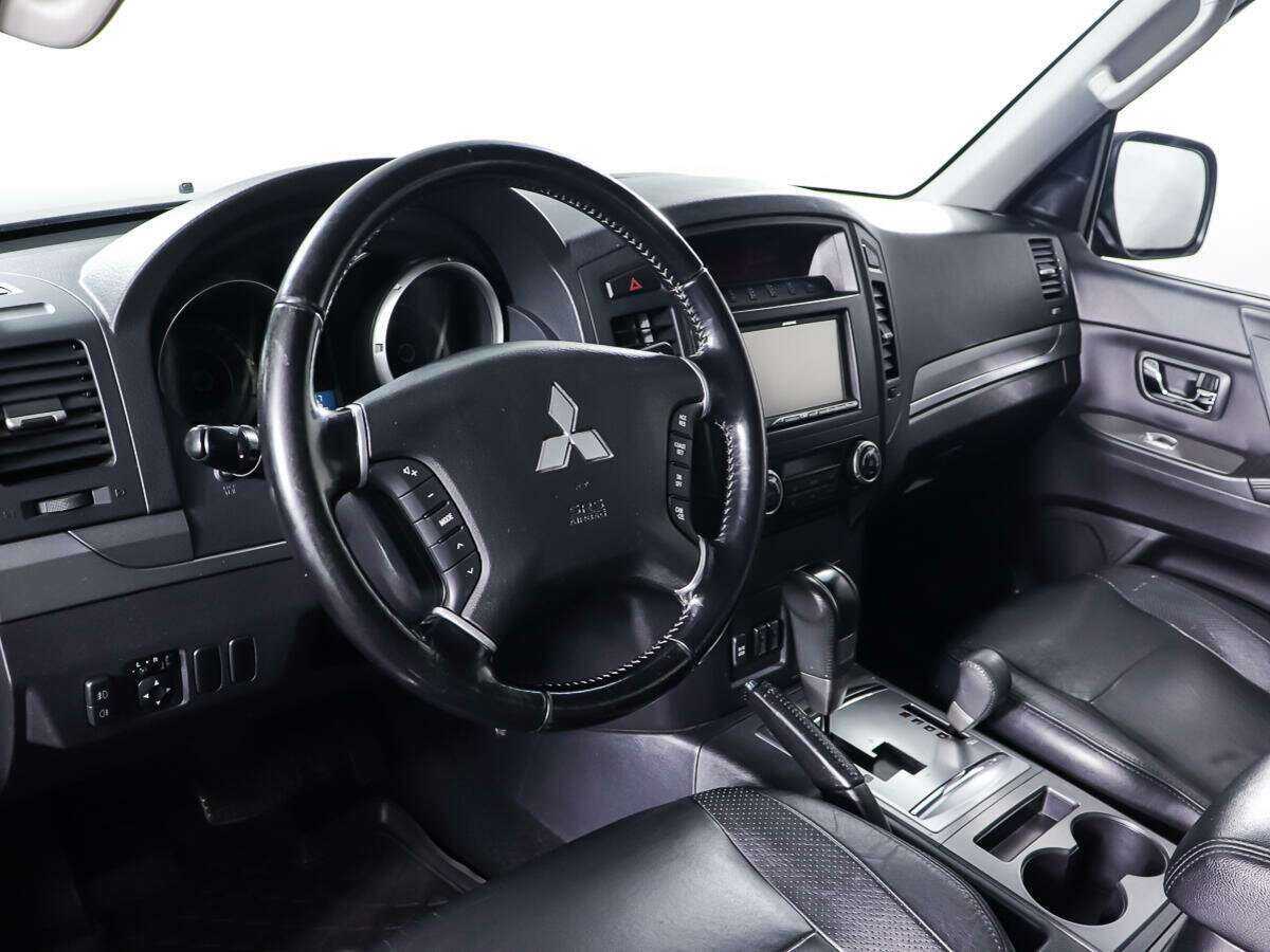 Купить Mitsubishi Pajero, 2010, 137 712 км, фото №13