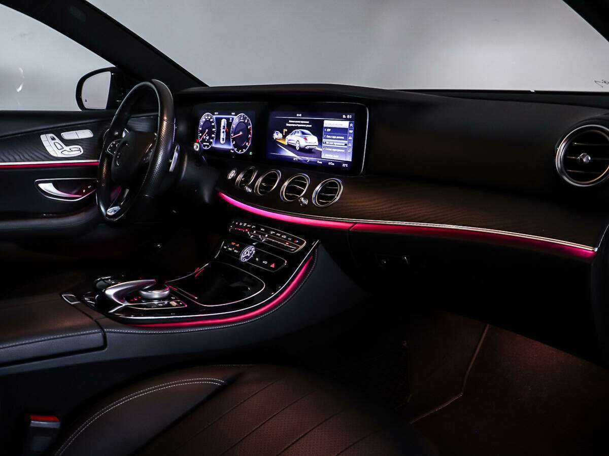 Купить Mercedes-Benz E-Класс 300, 2016, 55 977 км, фото №23