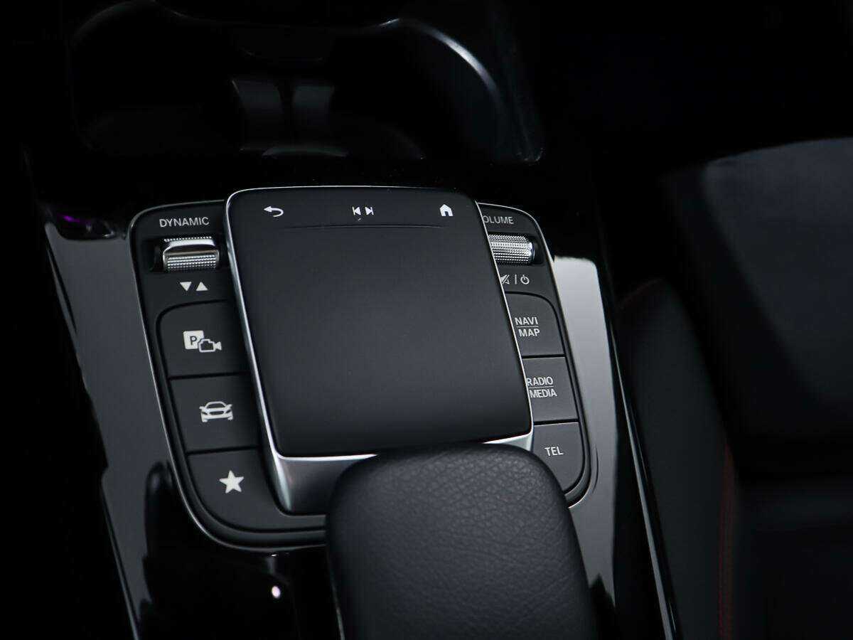 Купить Mercedes-Benz CLA 200, 2020, 38 646 км, фото №19