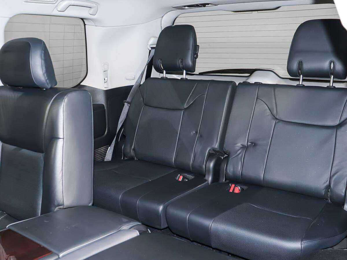 Купить Lexus LX 570, 2011, 124 908 км, фото №10