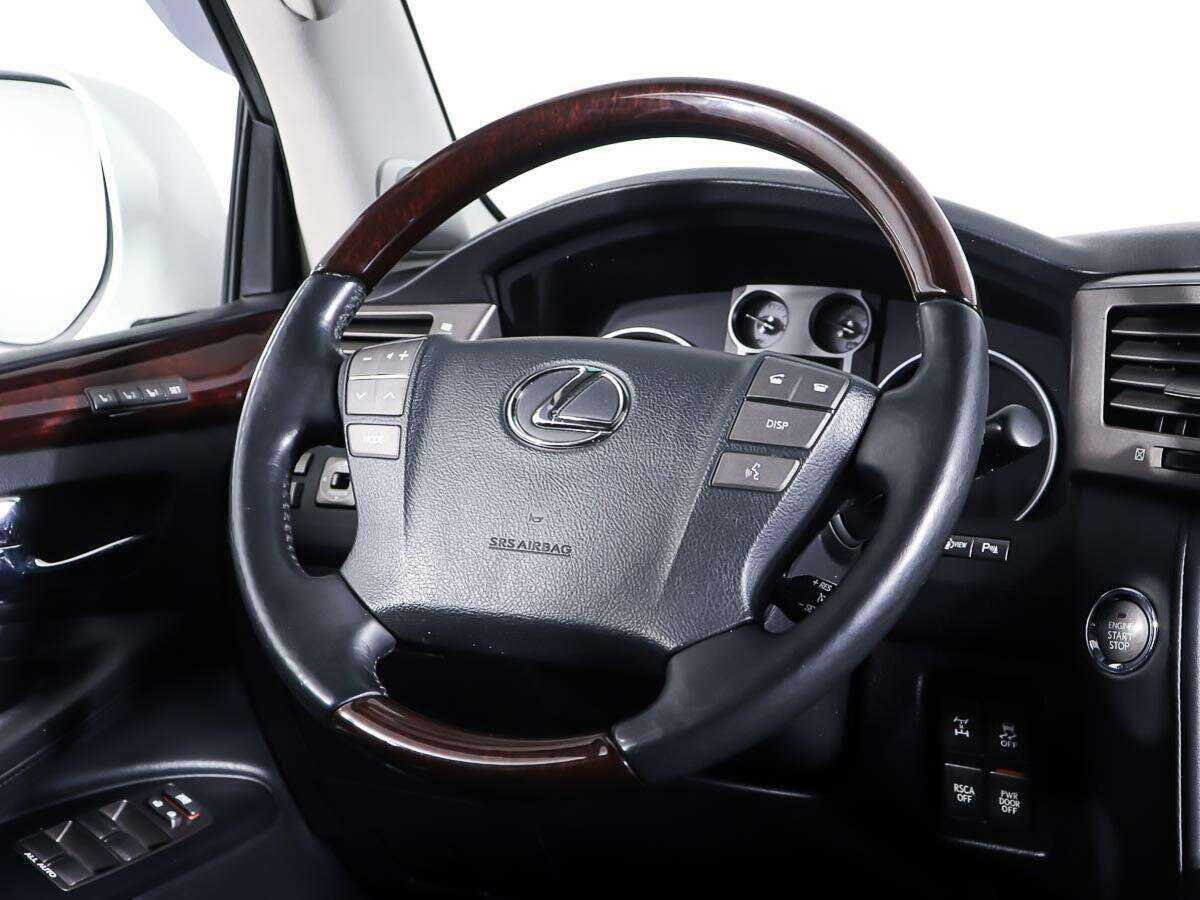 Купить Lexus LX 570, 2011, 124 908 км, фото №16