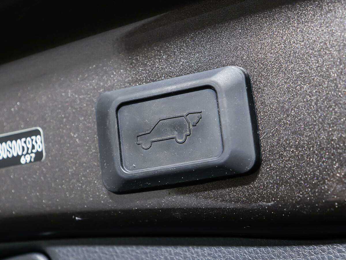 Купить Toyota RAV4, 2019, 40 690 км, фото №16