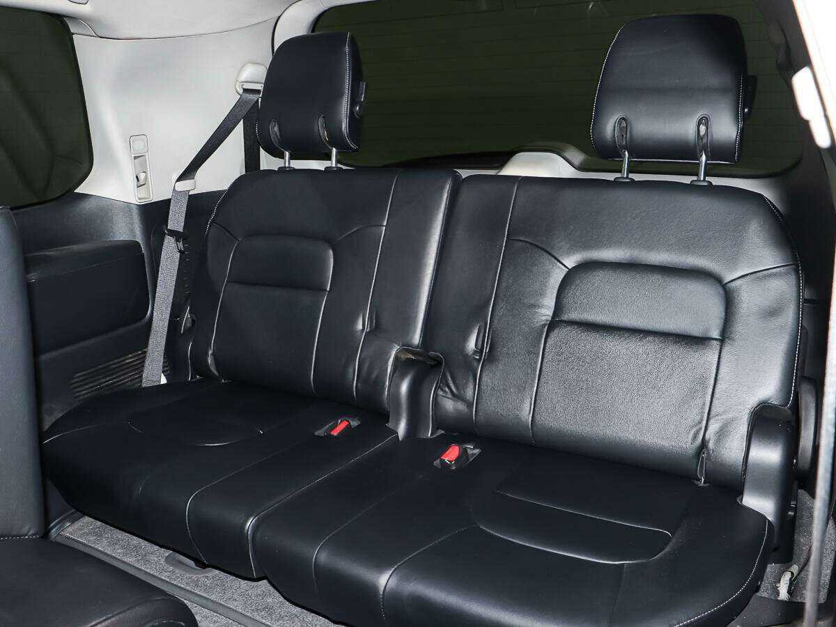 Купить Toyota Land Cruiser, 2011, 353 989 км, фото №14