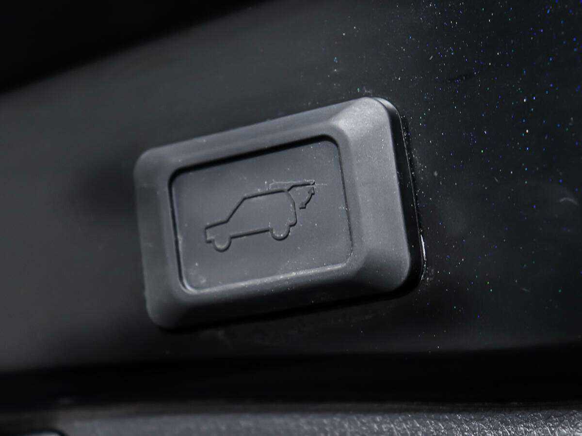 Купить Toyota RAV4, 2022, 9 609 км, фото №16