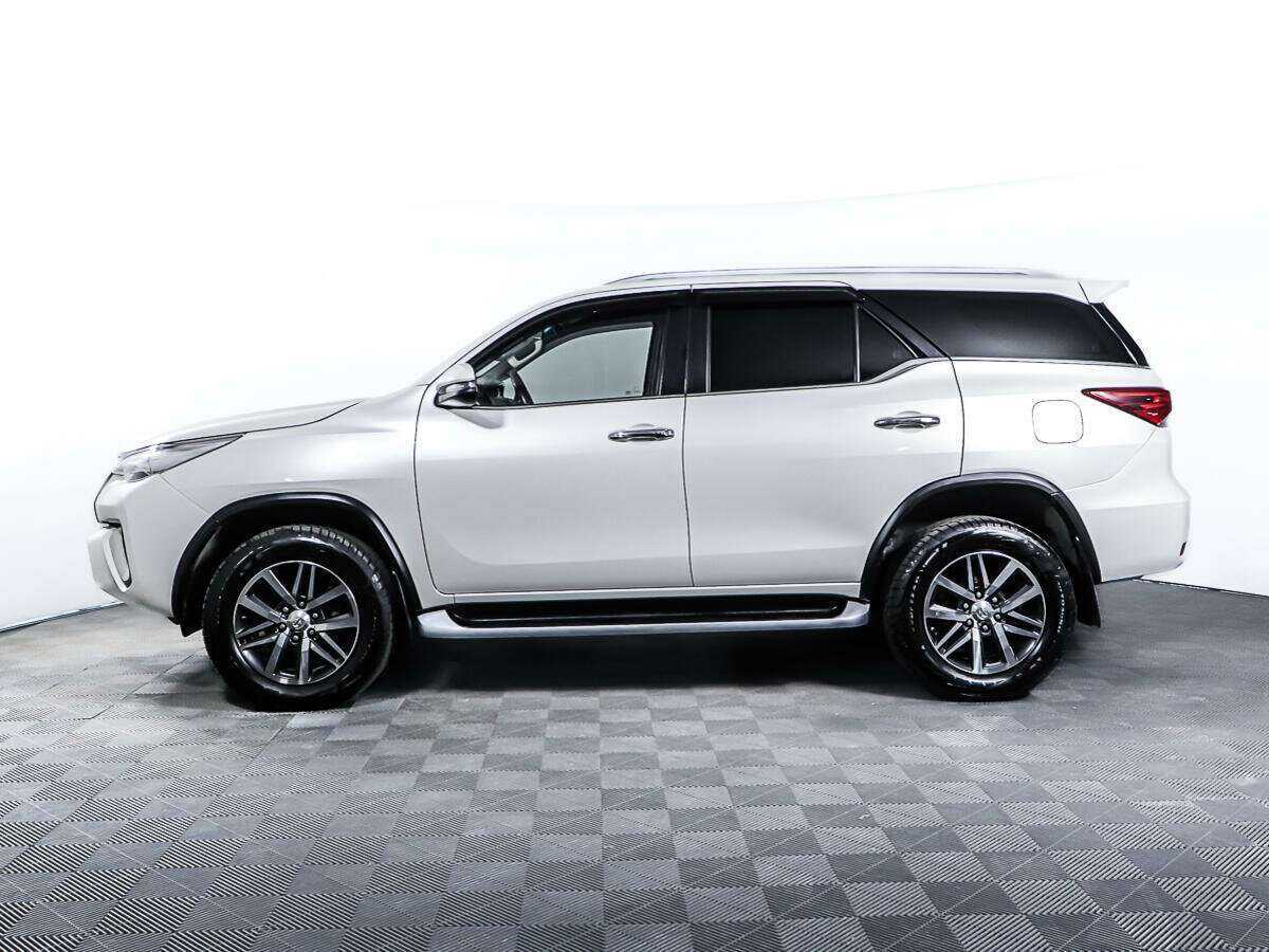 Купить Toyota Fortuner, 2017, 128 498 км, фото №8