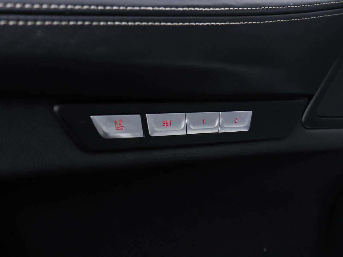 Купить BMW 7 серии 750i xDrive, 2016, 151 029 км, фото №19