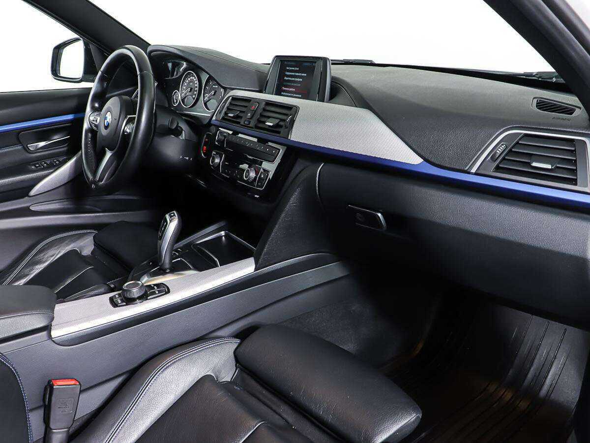 Купить BMW 3 серии 330i xDrive, 2017, 125 926 км, фото №9