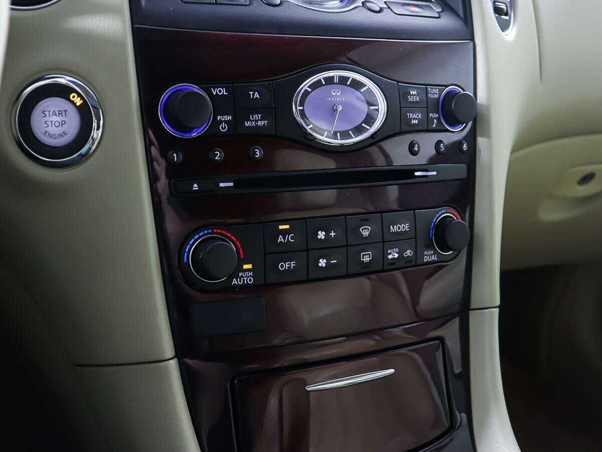 Купить Infiniti QX50, 2014, 113 900 км, фото №16