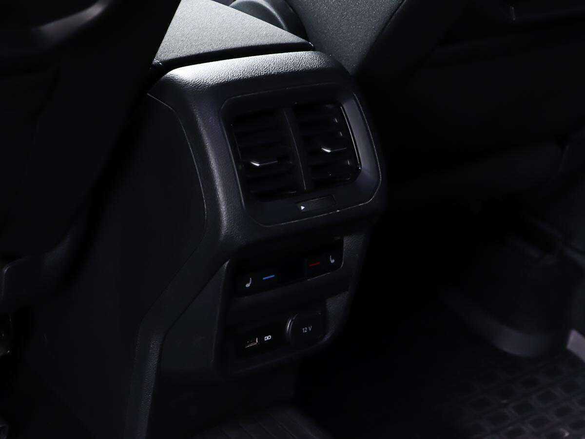 Купить Volkswagen Tiguan, 2019, 73 783 км, фото №18