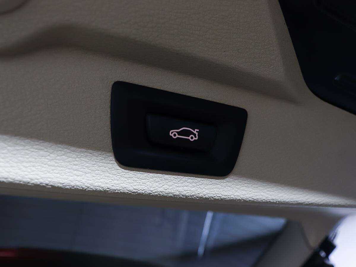 Купить BMW X5 25d, 2015, 169 132 км, фото №16