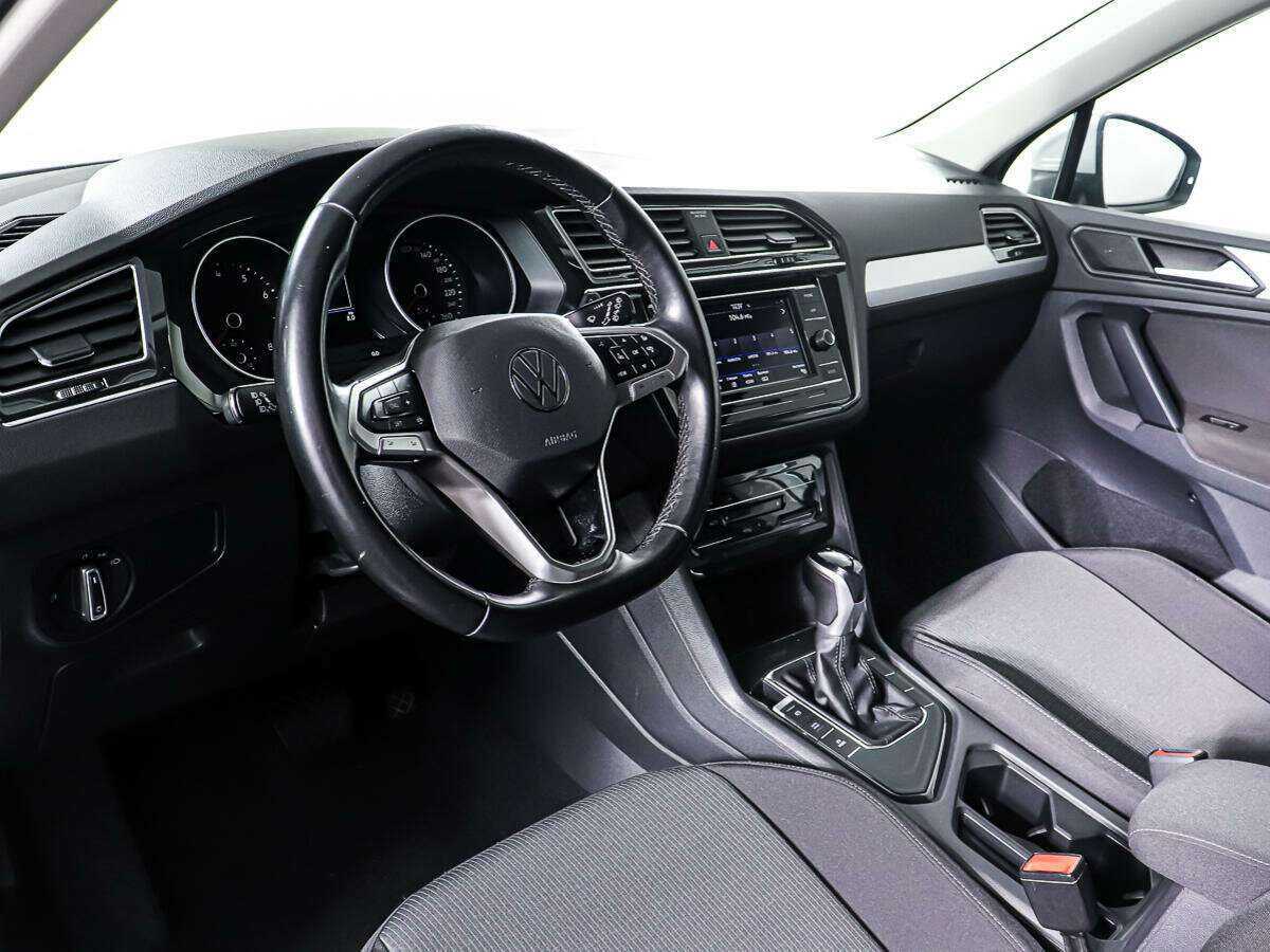 Купить Volkswagen Tiguan, 2020, 77 812 км, фото №12