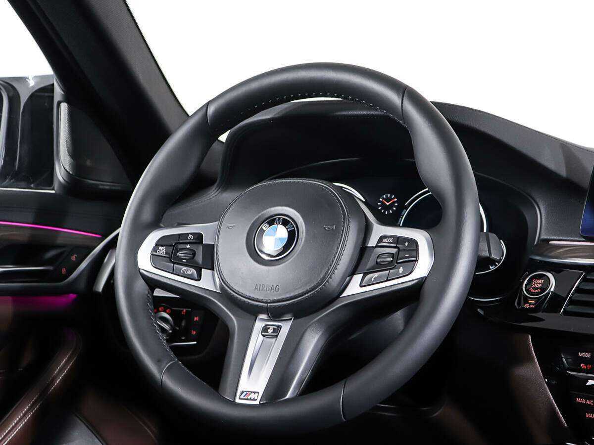 Купить BMW 5 серии 530d xDrive, 2017, 118 436 км, фото №17