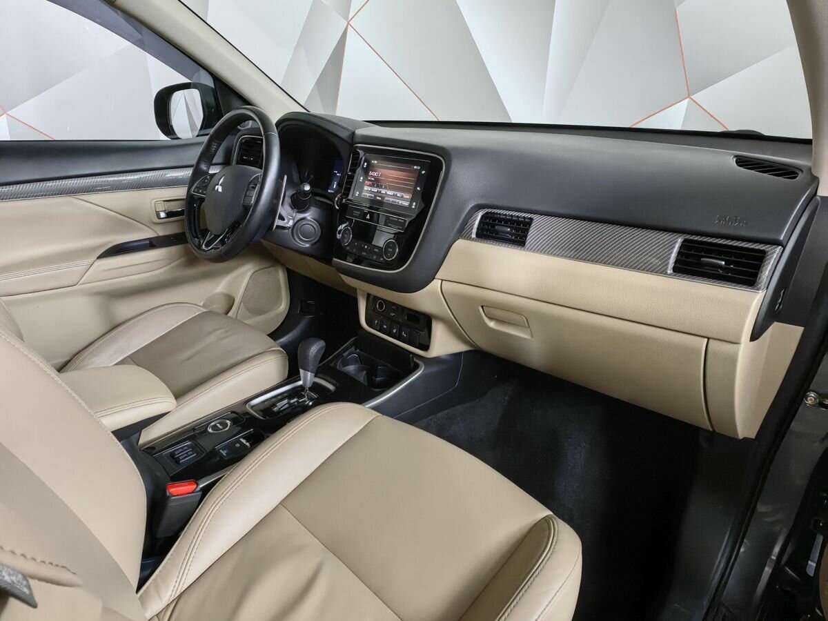 Купить Mitsubishi Outlander, 2019, 62 238 км, фото №9