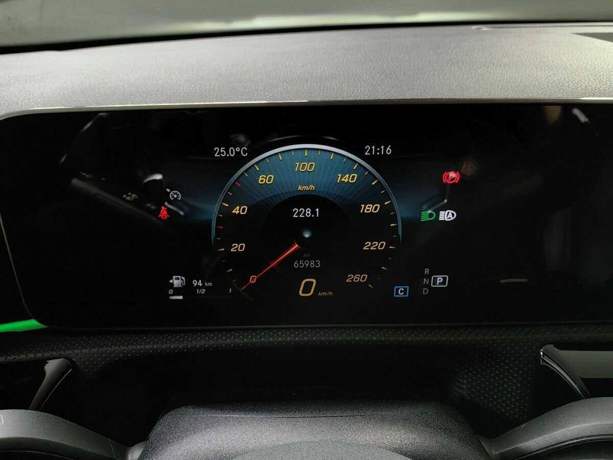 Купить Mercedes-Benz CLA 200, 2020, 65 979 км, фото №17