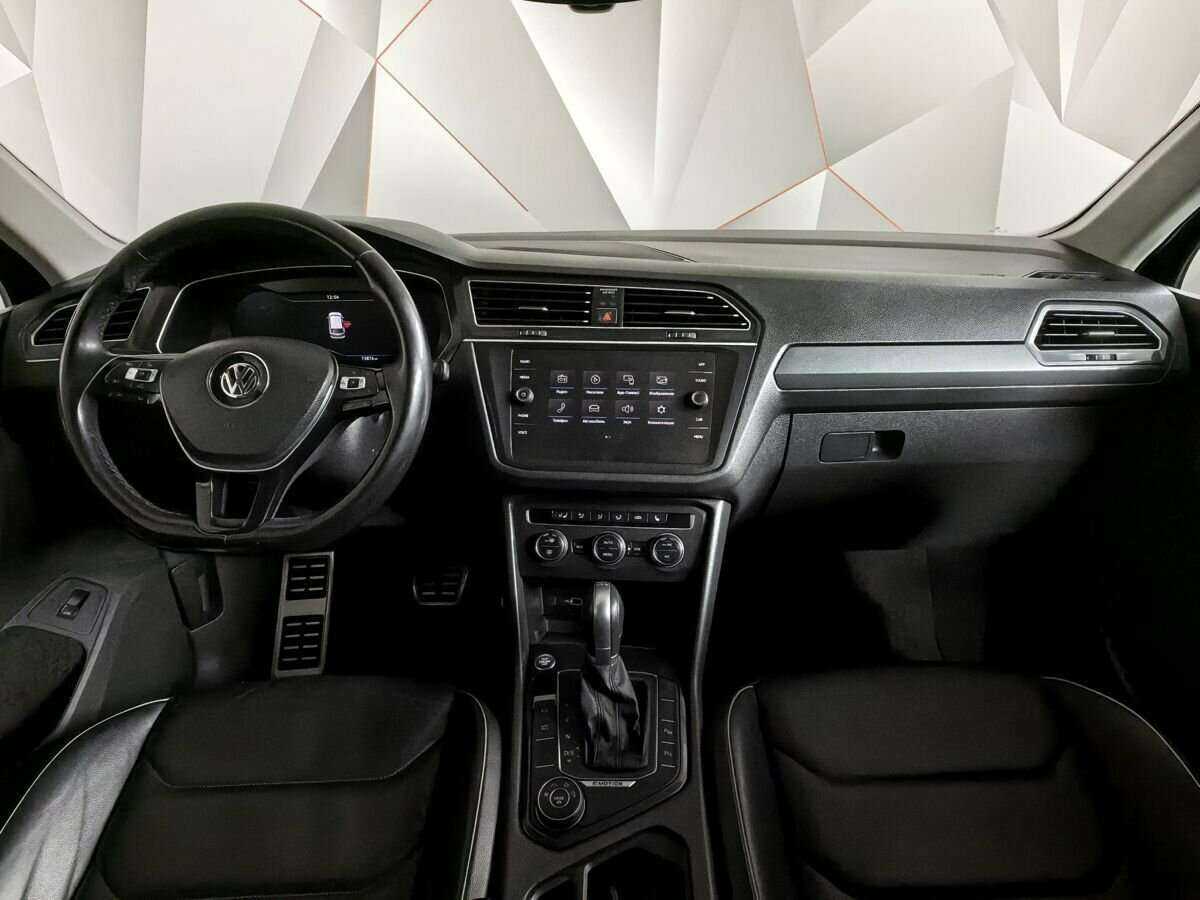 Купить Volkswagen Tiguan, 2018, 73 874 км, фото №9