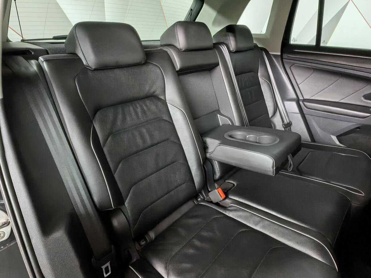 Купить Volkswagen Tiguan, 2018, 73 874 км, фото №11