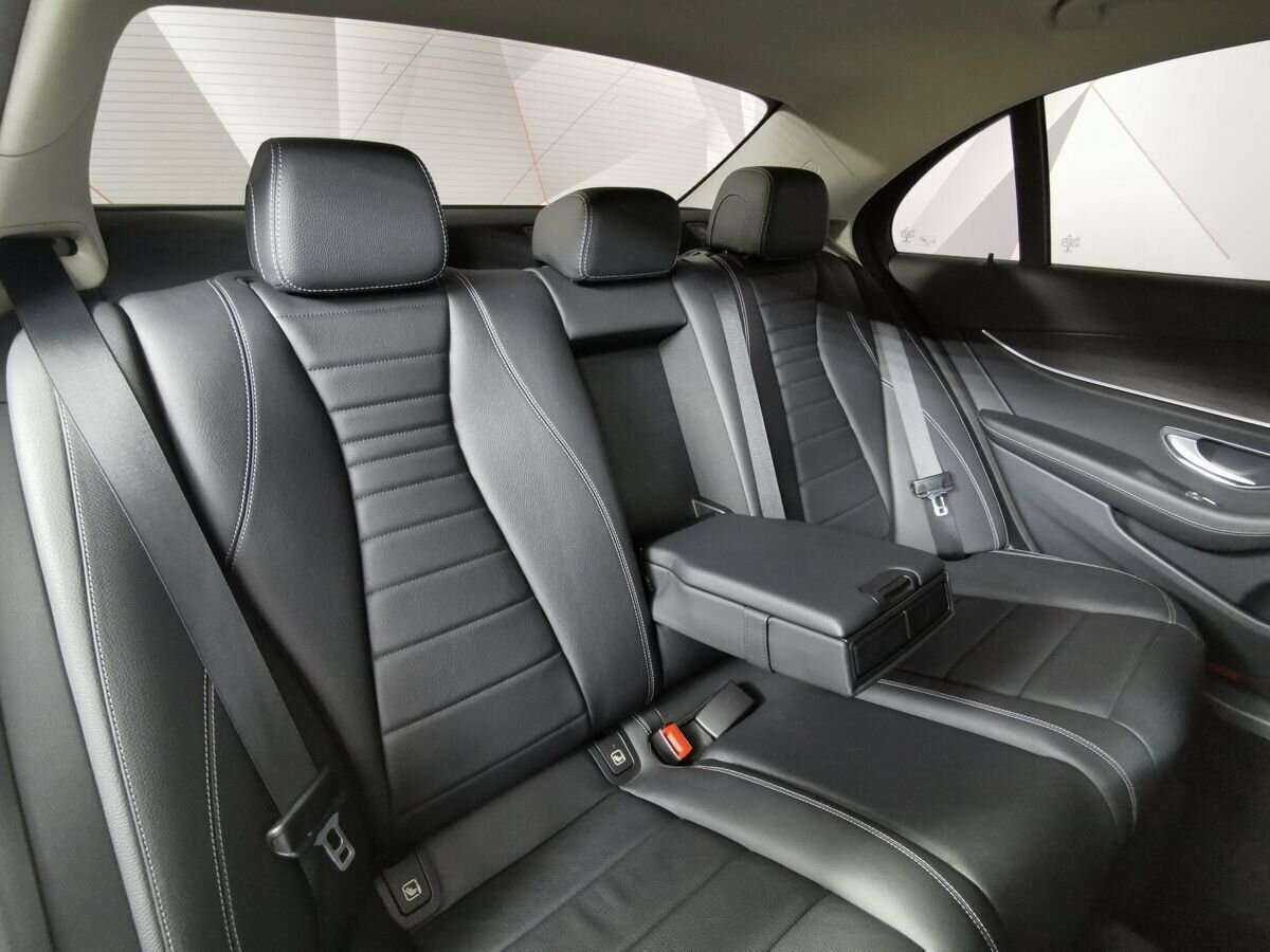 Купить Mercedes-Benz E-Класс 300, 2017, 77 793 км, фото №13