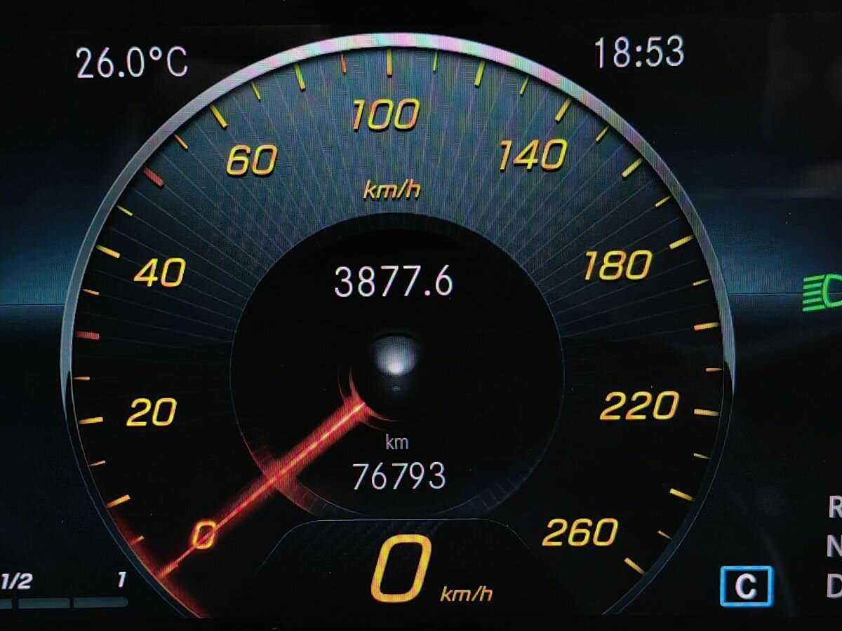 Купить Mercedes-Benz GLB 220 d, 2020, 76 789 км, фото №17