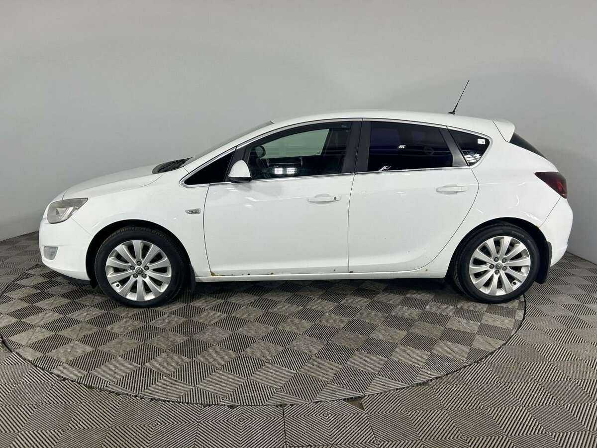 Купить Opel Astra, 2011, 258 397 км, фото №5