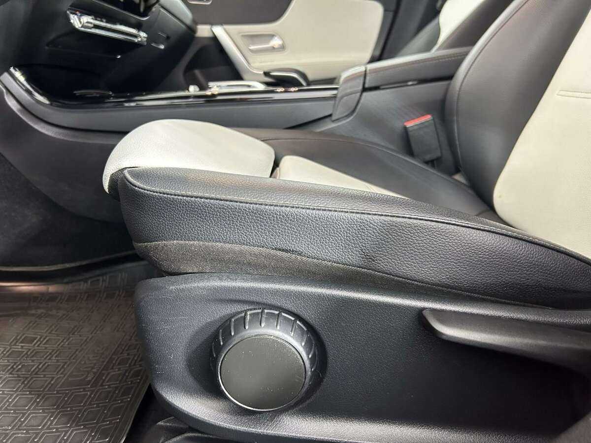 Купить Mercedes-Benz CLA 200, 2019, 44 997 км, фото №10