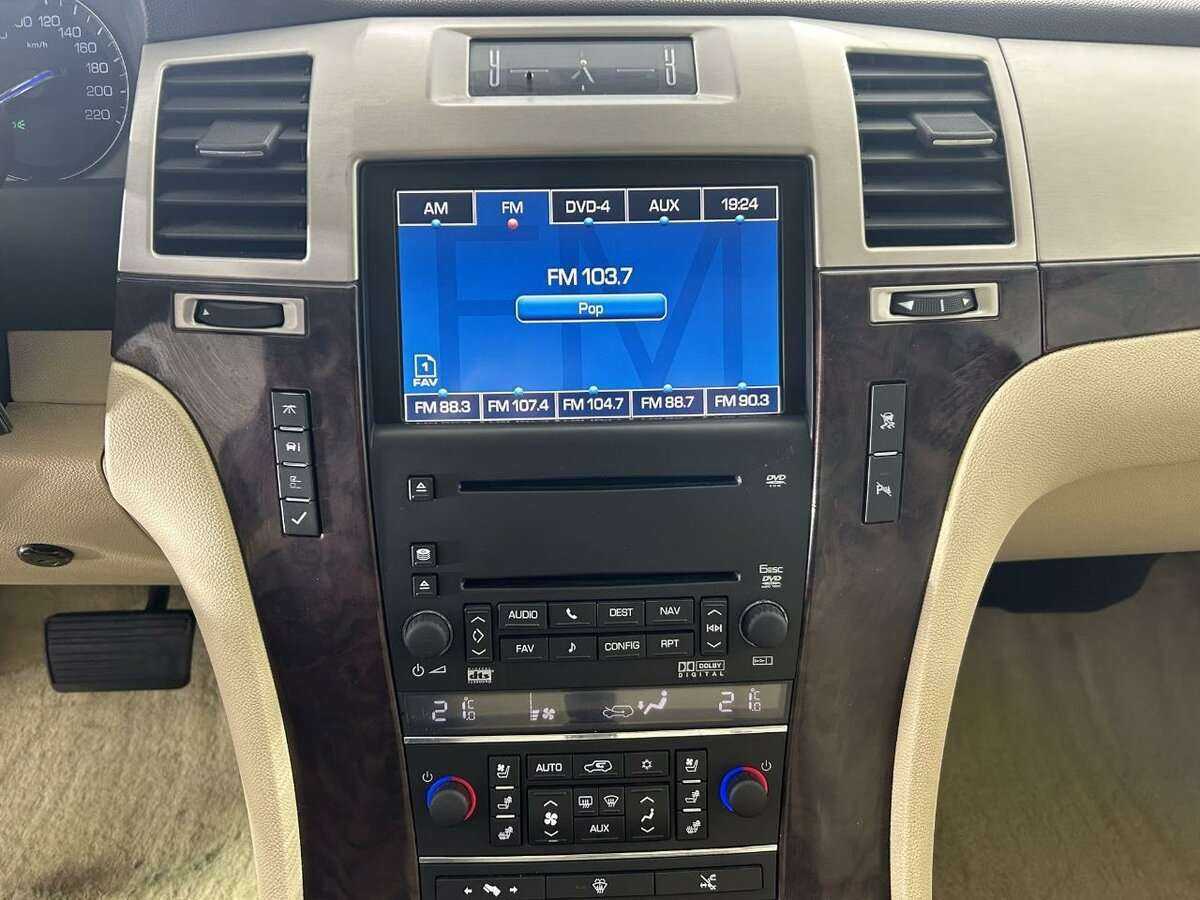 Купить Cadillac Escalade, 2008, 171 000 км, фото №12