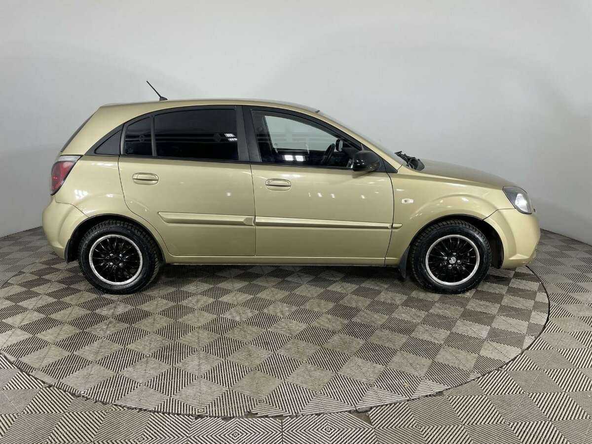Купить Kia Rio, 2010, 200 234 км, фото №4