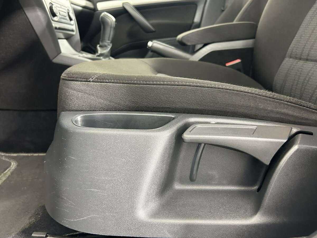 Купить Skoda Octavia, 2011, 220 636 км, фото №9