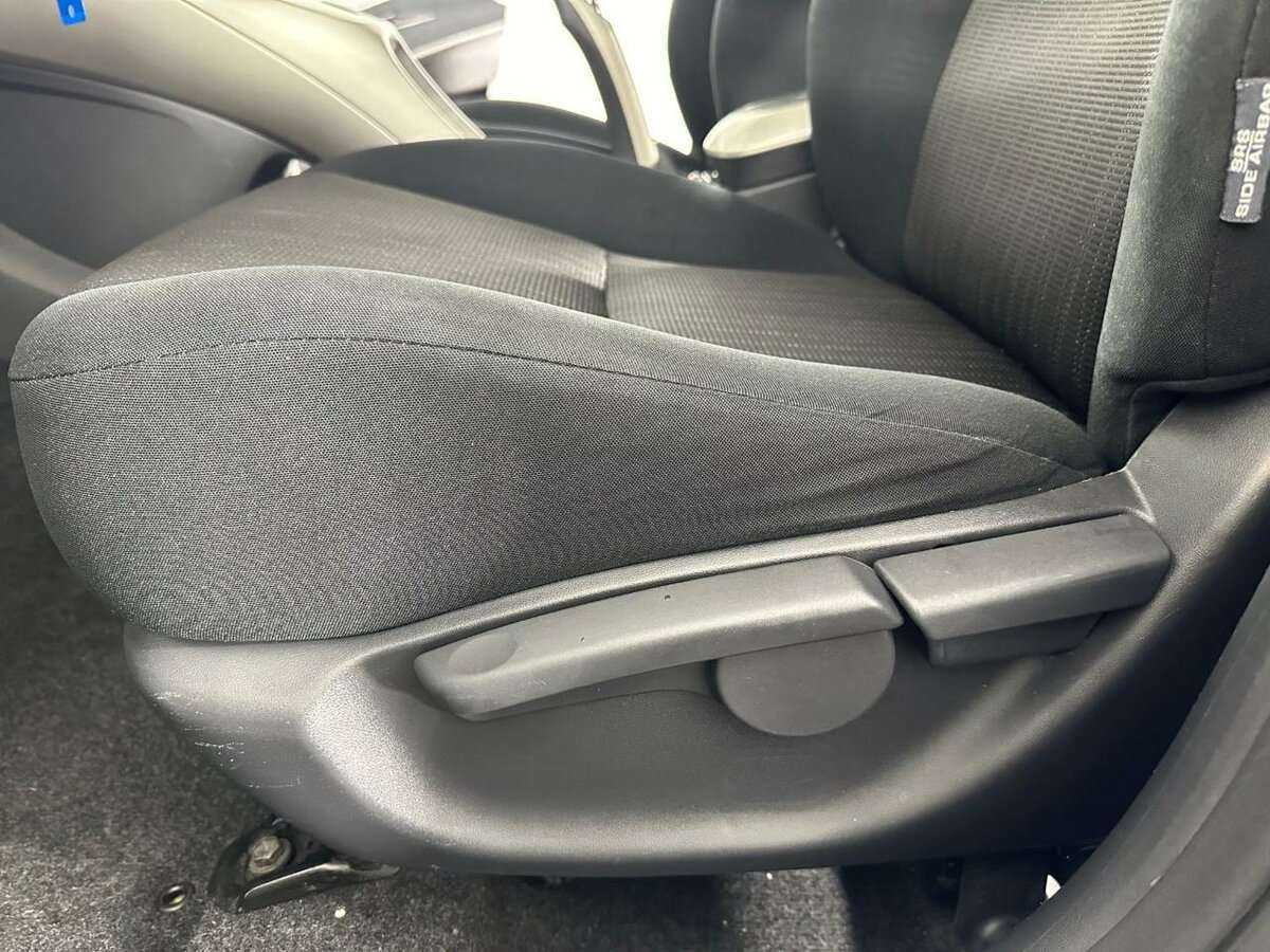 Купить Toyota Auris, 2007, 147 673 км, фото №10