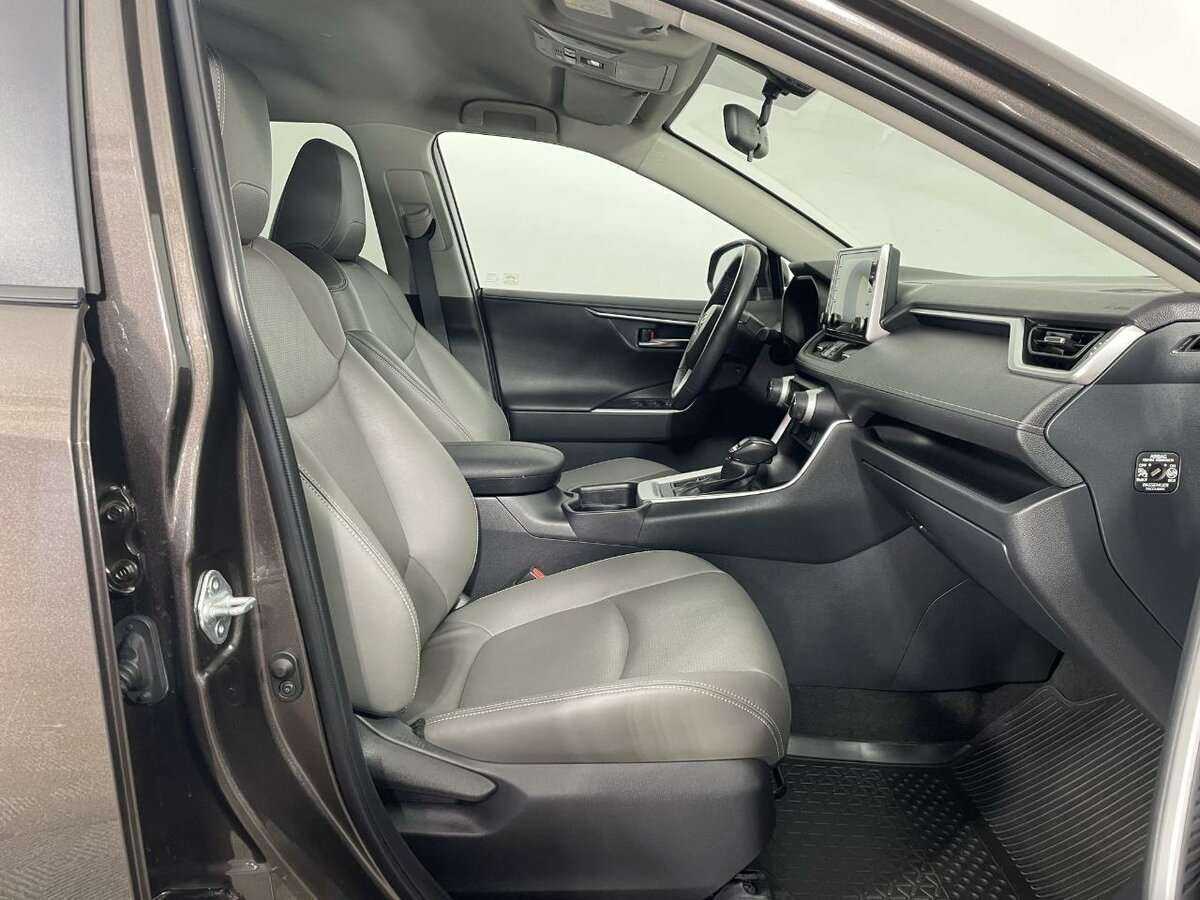 Купить Toyota RAV4, 2019, 88 842 км, фото №13