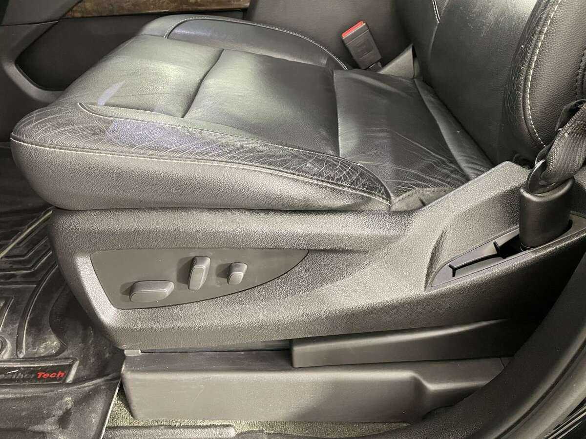 Купить Chevrolet Tahoe, 2017, 176 905 км, фото №10