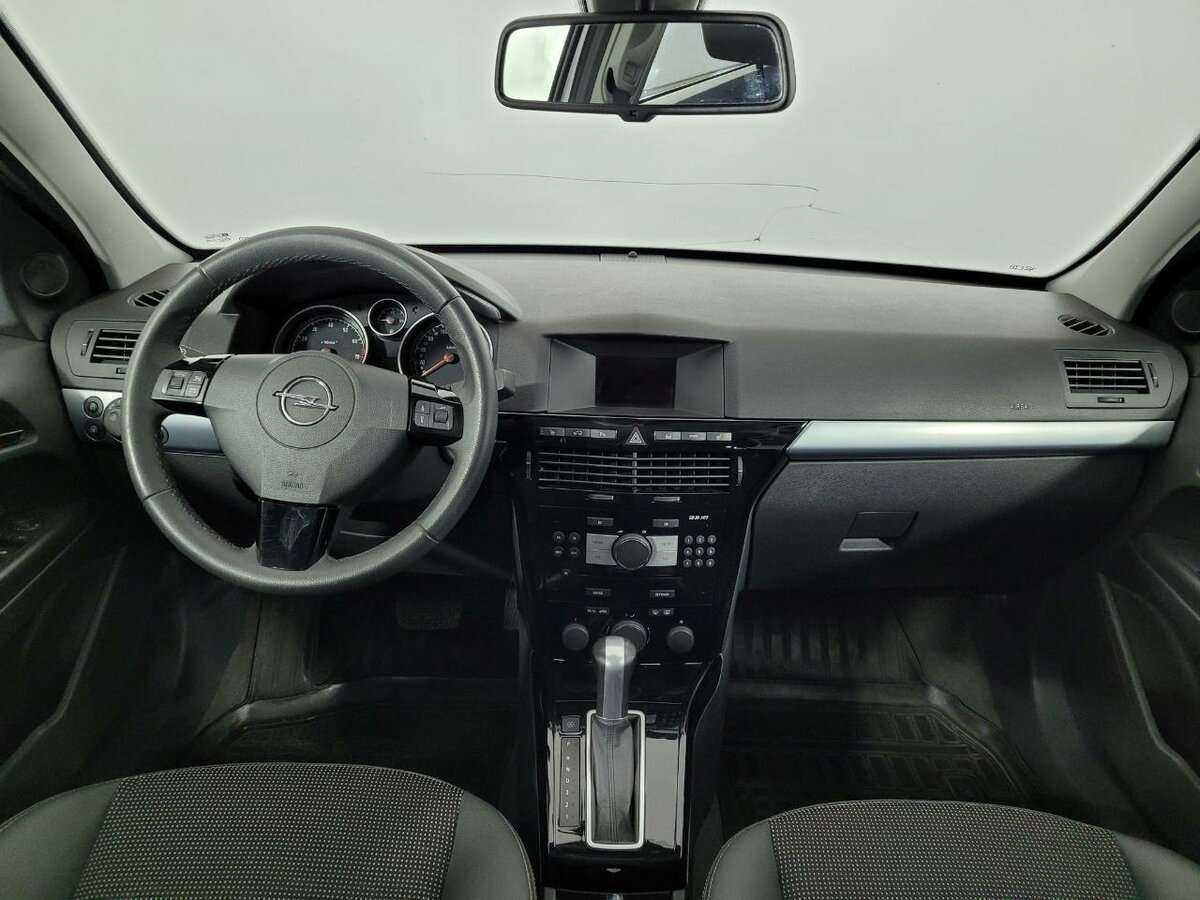 Купить Opel Astra, 2012, 117 000 км, фото №7