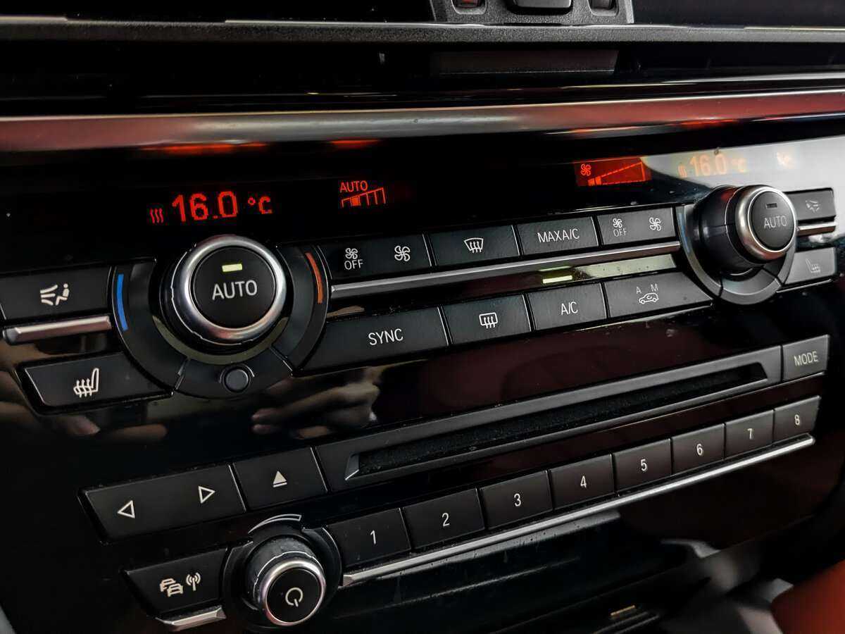 Купить BMW X6 40d, 2019, 79 095 км, фото №25