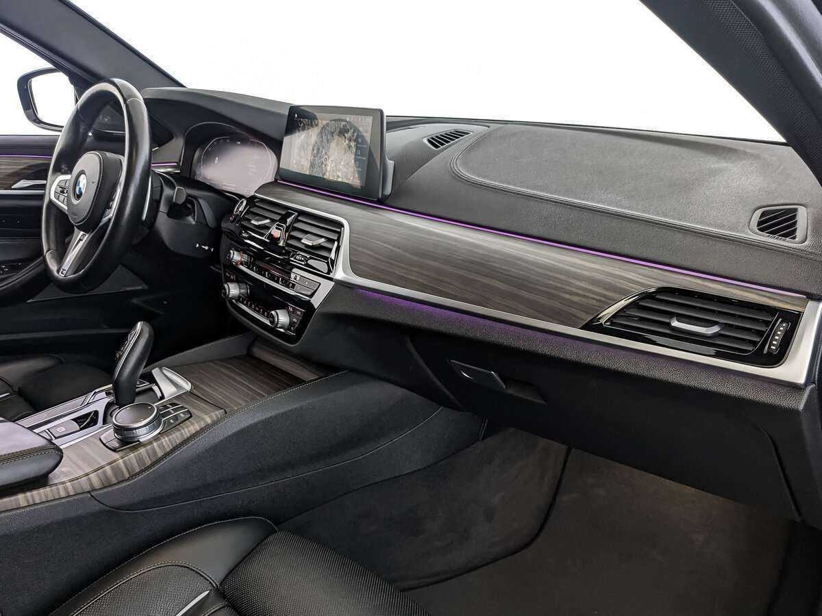 Купить BMW 5 серии 530d xDrive, 2019, 104 347 км, фото №9