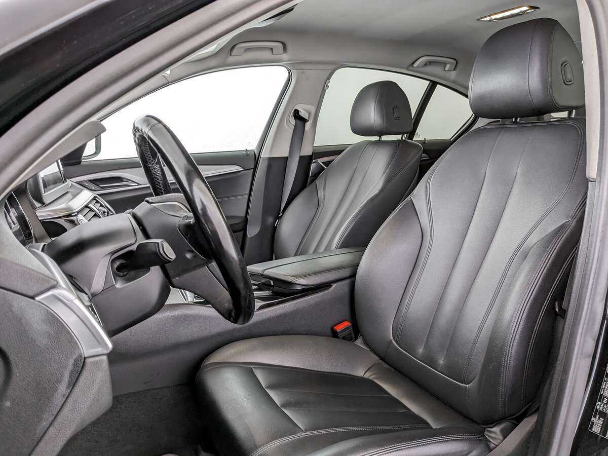 Купить BMW 5 серии 520i, 2018, 210 758 км, фото №15