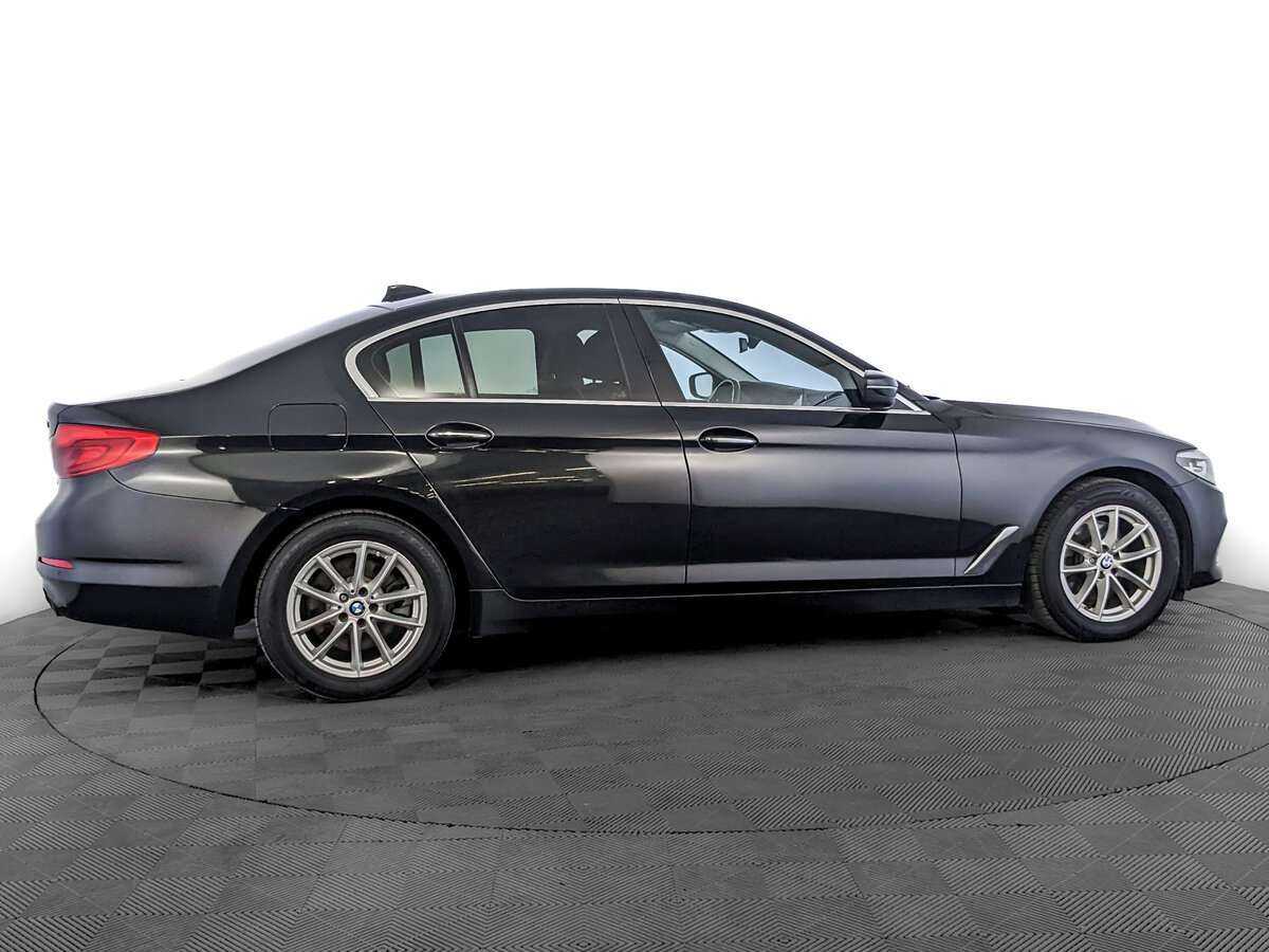 Купить BMW 5 серии 520i, 2018, 212 355 км, фото №4