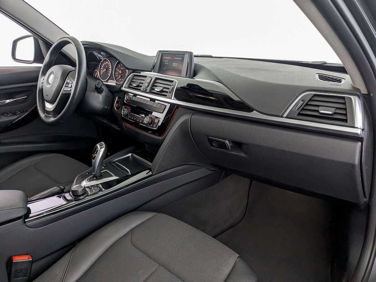 Купить BMW 3 серии 318i, 2018, 89 082 км, фото №11