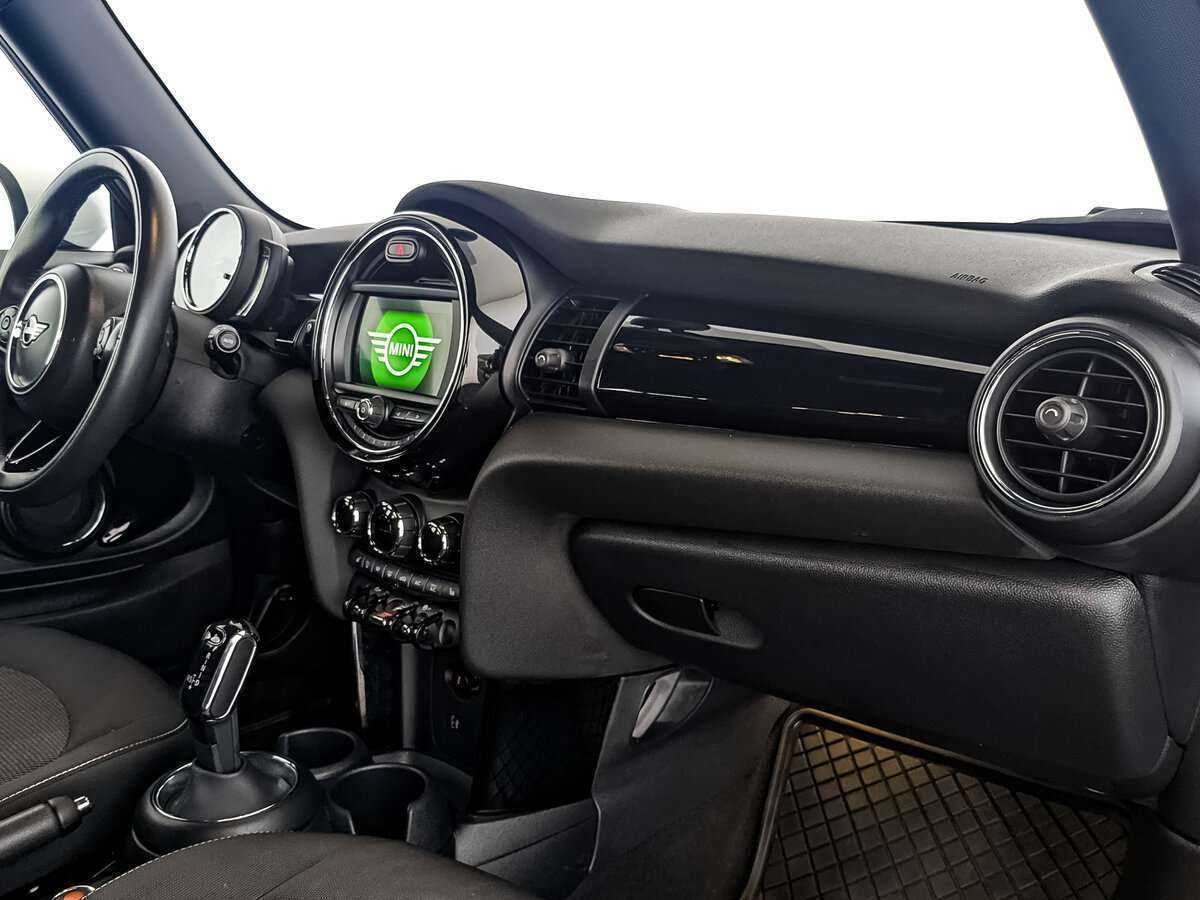 Купить Mini Hatch Cooper, 2019, 26 349 км, фото №9