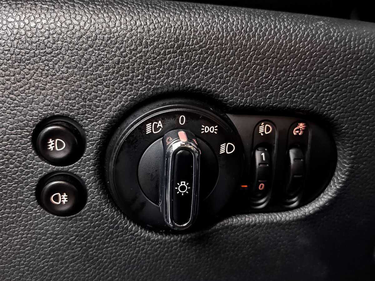 Купить Mini Hatch Cooper, 2019, 26 349 км, фото №21