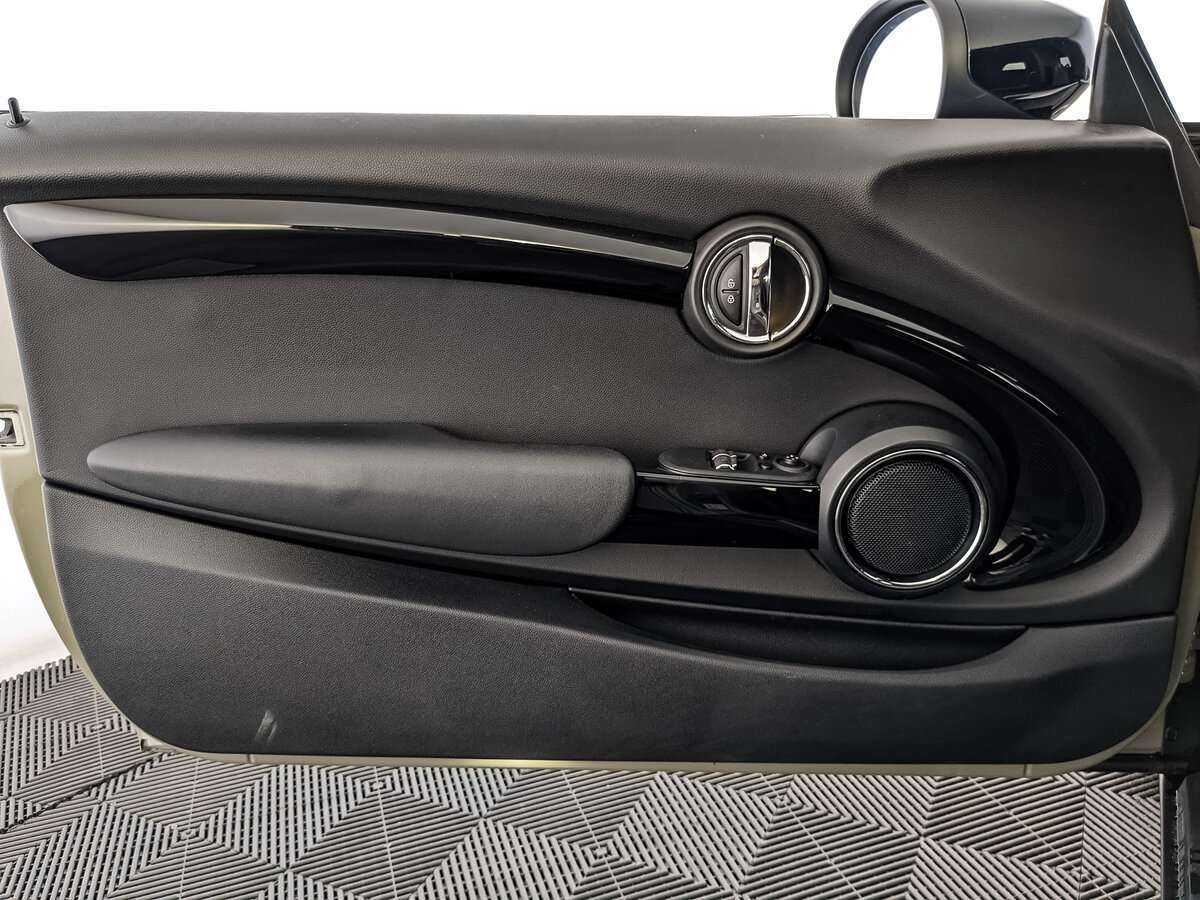 Купить Mini Hatch Cooper, 2020, 112 408 км, фото №14