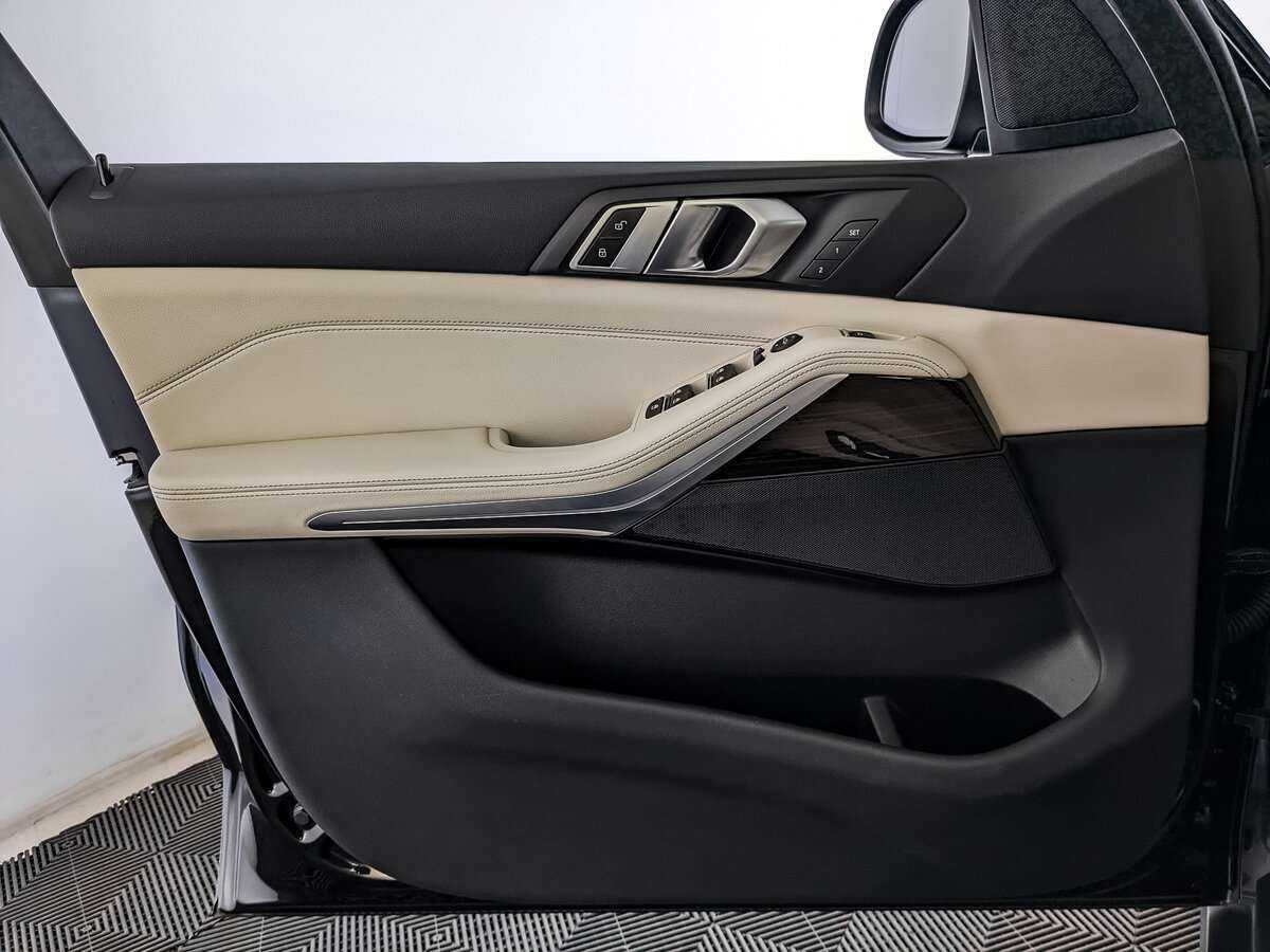 Купить BMW X5 25d, 2021, 45 111 км, фото №15
