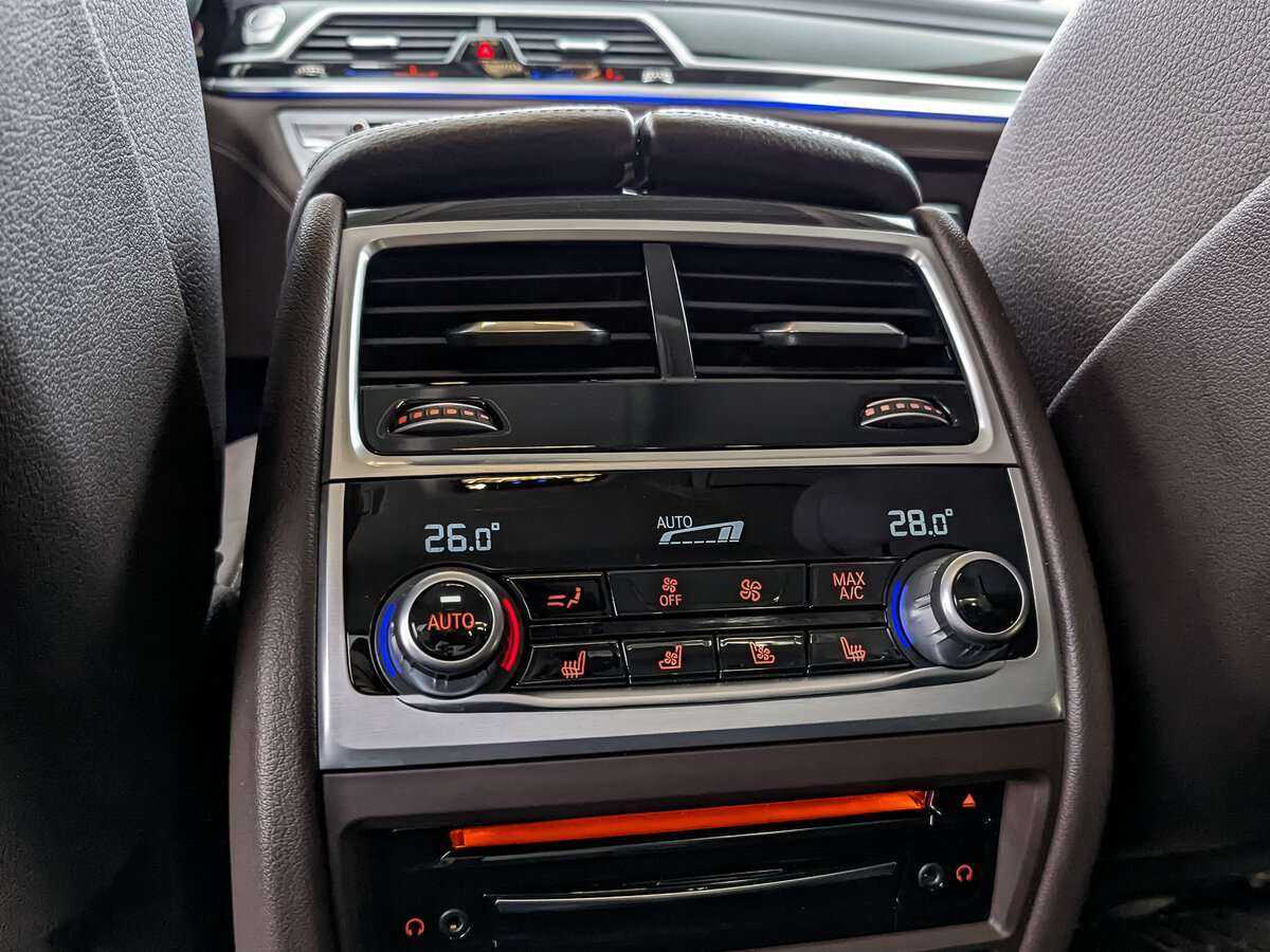 Купить BMW 7 серии Long 730Ld xDrive, 2019, 84 741 км, фото №22