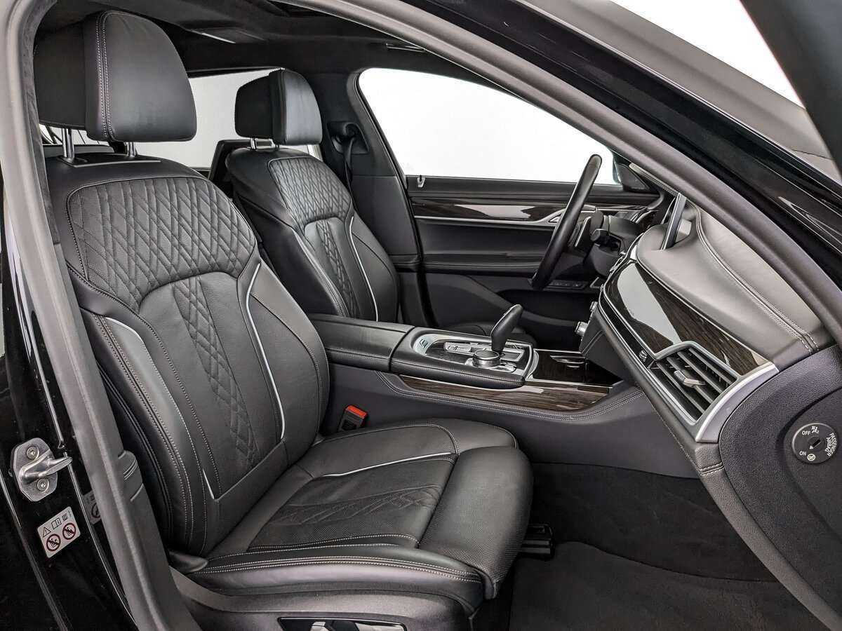 Купить BMW 7 серии Long 750Li xDrive, 2019, 48 116 км, фото №19