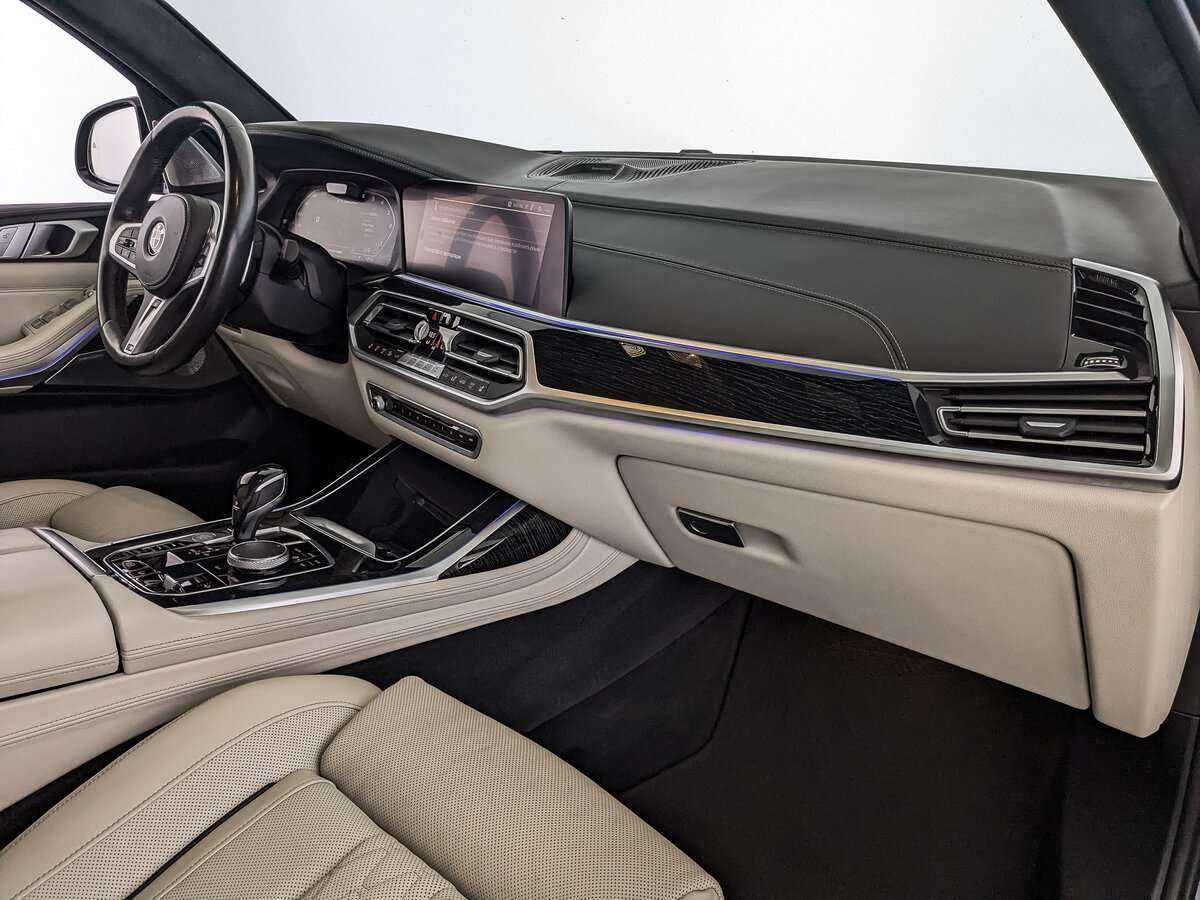 Купить BMW X7 M50d, 2019, 152 493 км, фото №9