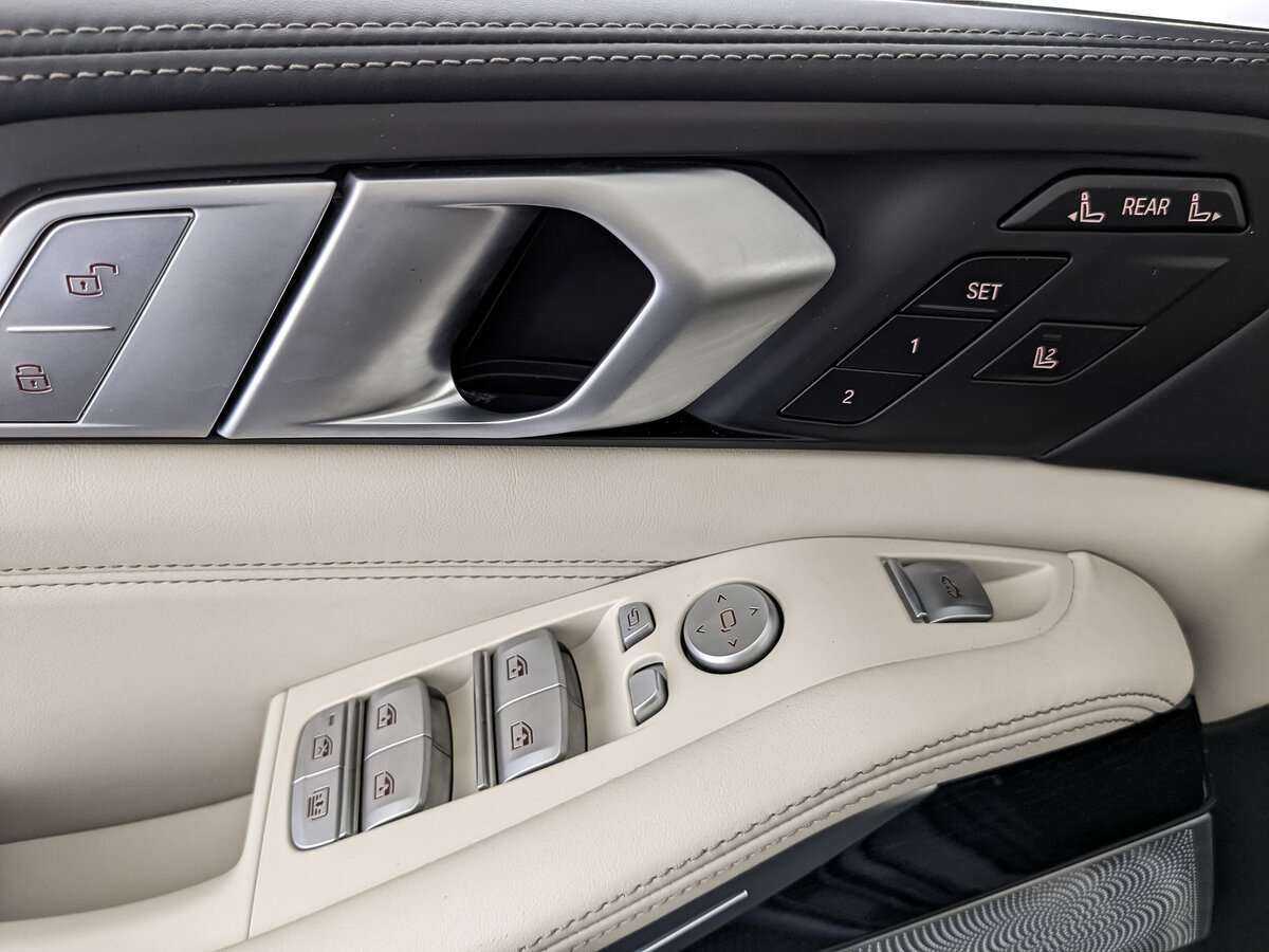 Купить BMW X7 M50d, 2019, 152 493 км, фото №23