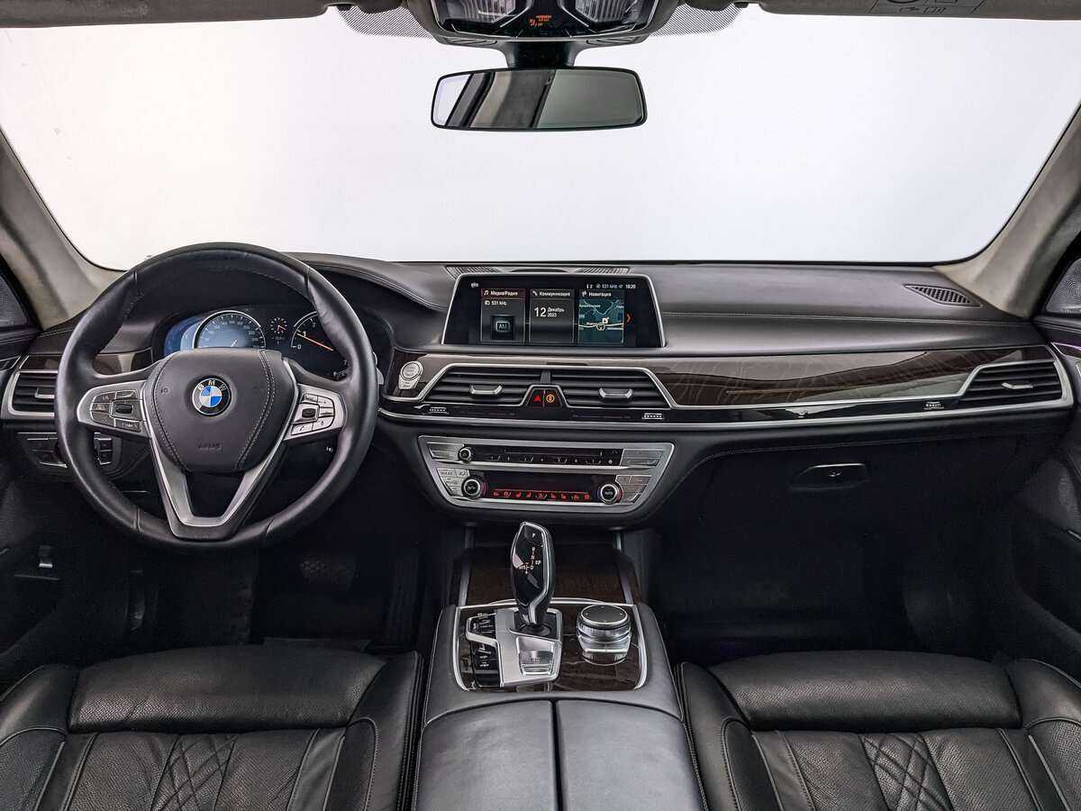 Купить BMW 7 серии Long 750Li xDrive, 2017, 78 101 км, фото №13
