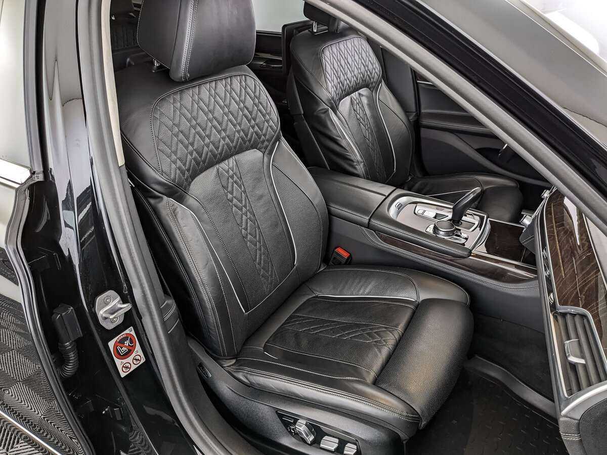 Купить BMW 7 серии Long 750Li xDrive, 2017, 78 101 км, фото №23