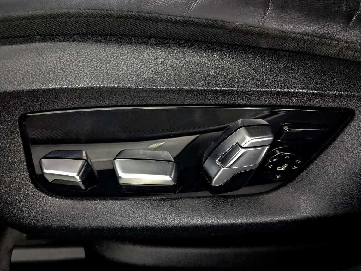 Купить BMW 7 серии Long 750Li xDrive, 2017, 78 101 км, фото №29
