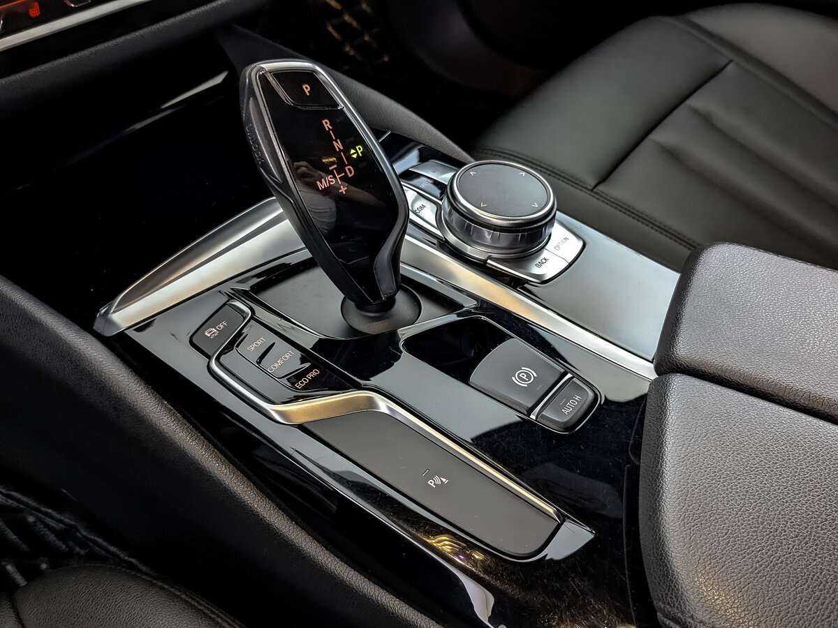 Купить BMW 5 серии 520d xDrive, 2017, 178 791 км, фото №22